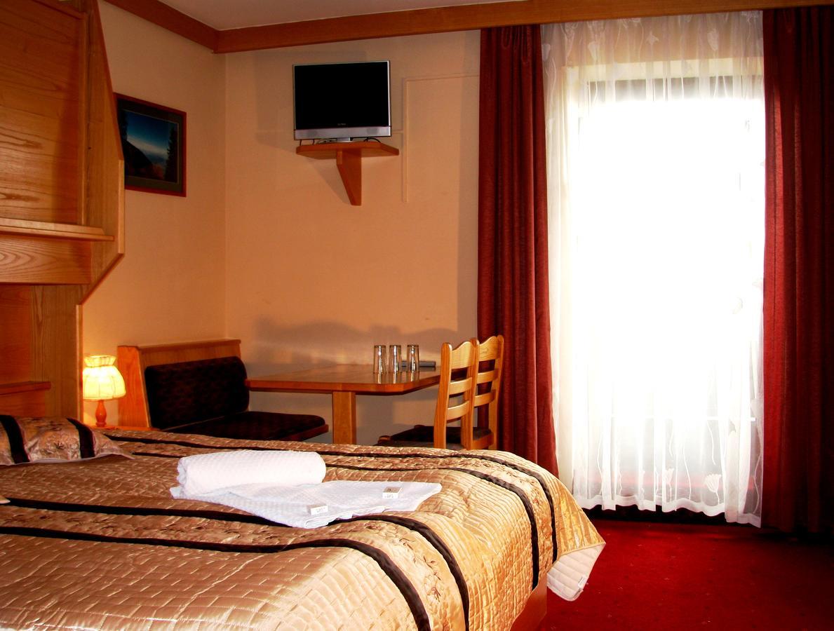 Hotel Alpinum Treffen Dış mekan fotoğraf