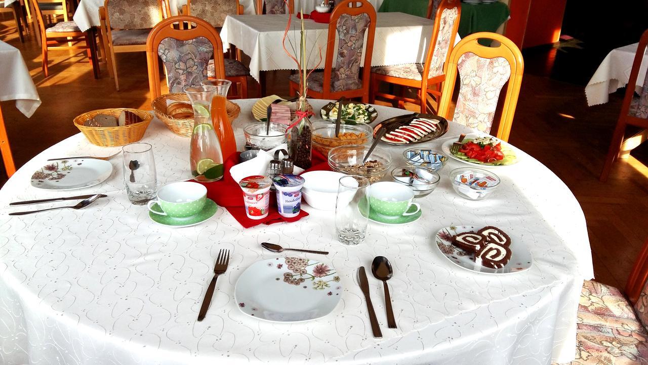 Hotel Alpinum Treffen Dış mekan fotoğraf
