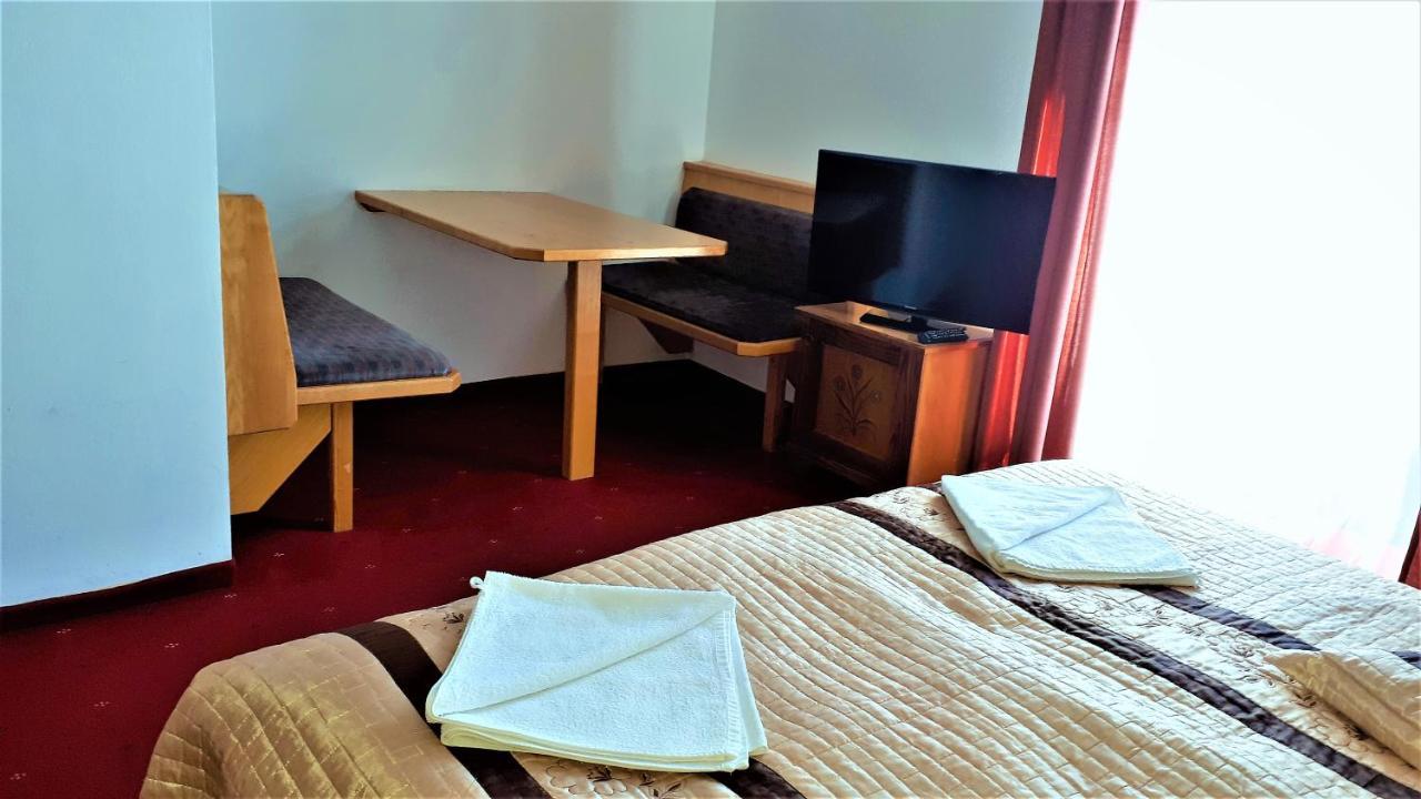 Hotel Alpinum Treffen Dış mekan fotoğraf